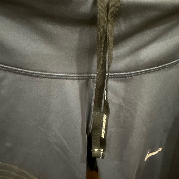 Nike leggings - Picture 4 of 6